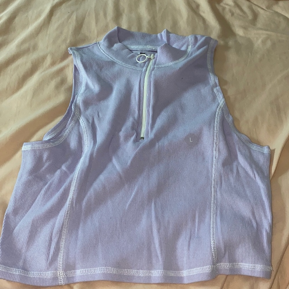 Purple top with zipper.
